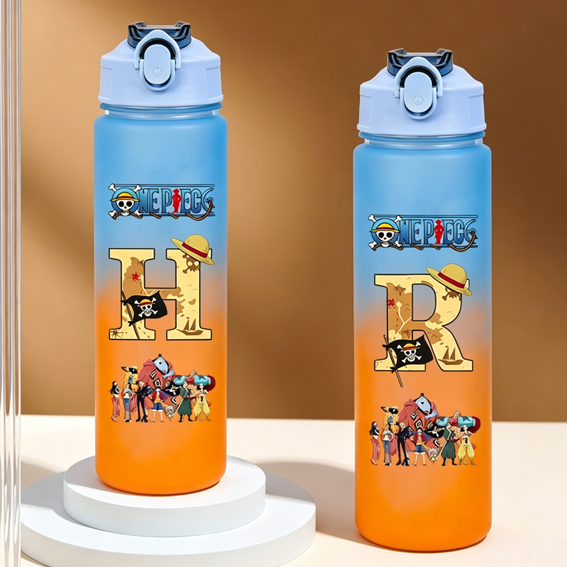 Kids Outdoor Zone - One Piece Buchstaben A-Z Kinder-Wasserflasche 750ML